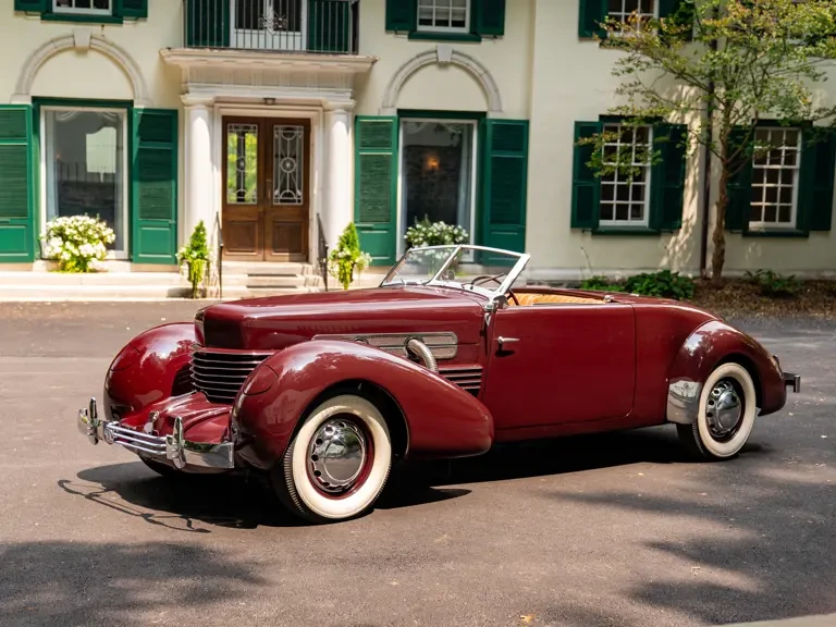 1937 Cord 810 & 812 - Image 2 of 31