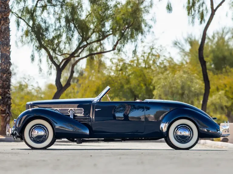 1937 Cord 810 & 812 - Image 6 of 31