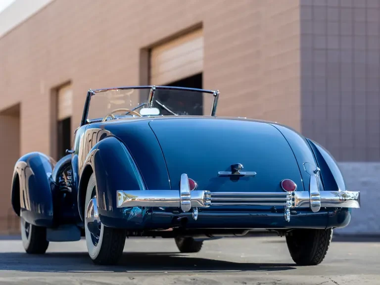 1937 Cord 810 & 812 - Image 31 of 31