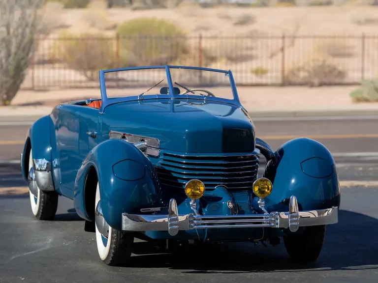 1937 Cord 810 & 812 - Image 30 of 31