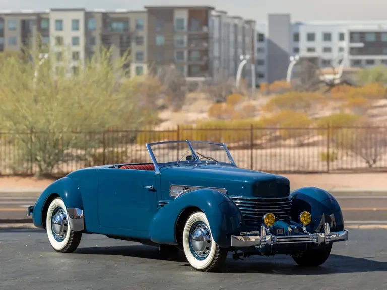 1937 Cord 810 & 812 - Image 10 of 31