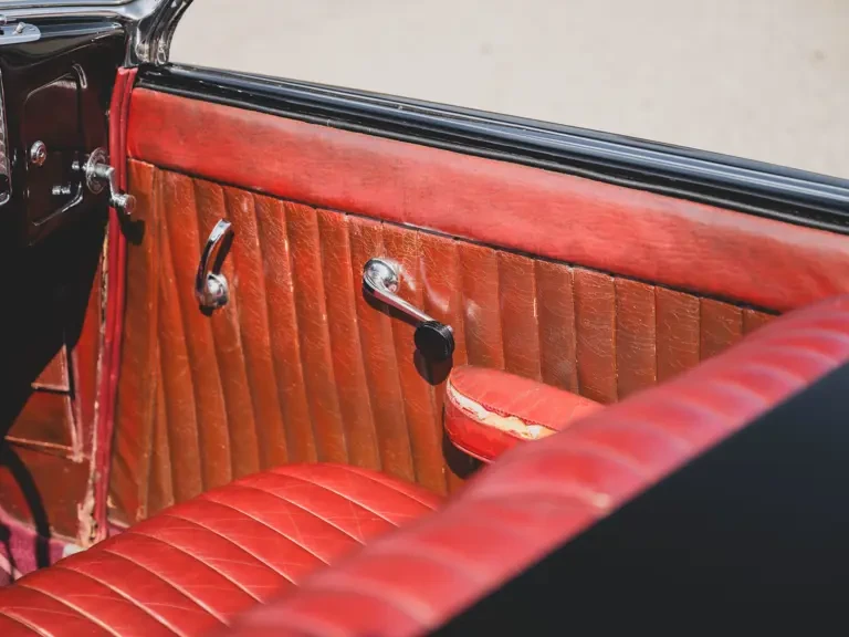 1937 Cord 810 & 812 - Image 30 of 31