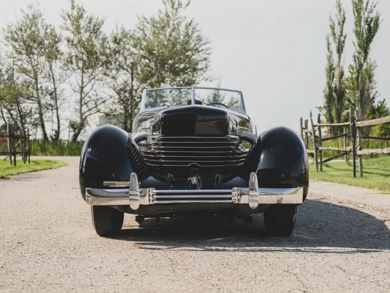 1937 Cord 810 & 812 - Image 7 of 31