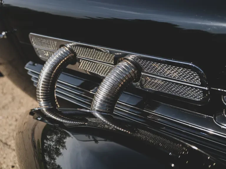 1937 Cord 810 & 812 - Image 13 of 31