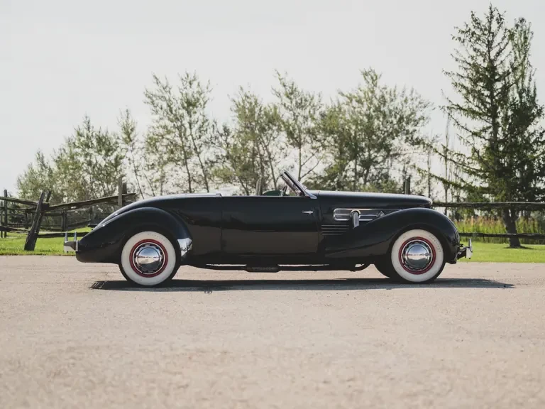 1937 Cord 810 & 812 - Image 6 of 31