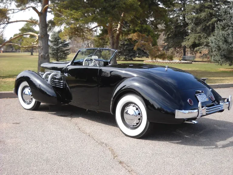 1937 Cord 810 & 812 - Image 13 of 20