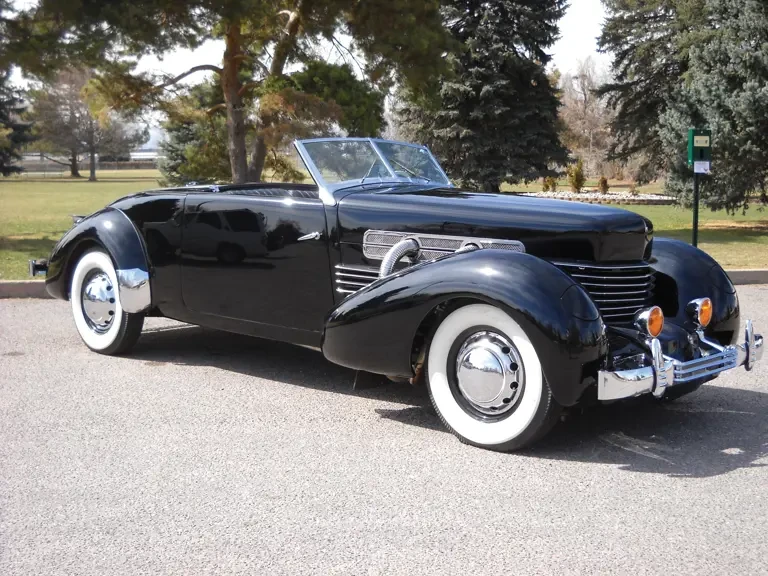 1937 Cord 810 & 812 - Image 12 of 20