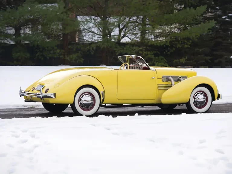 1937 Cord 810 & 812 - Image 3 of 22