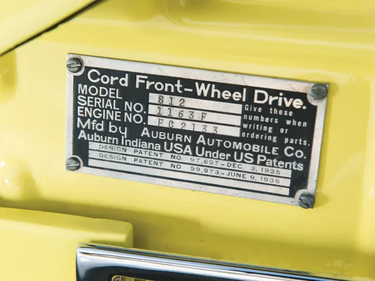 1937 Cord 810 & 812 - Image 22 of 22