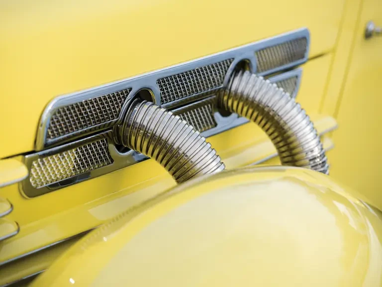 1937 Cord 810 & 812 - Image 9 of 22