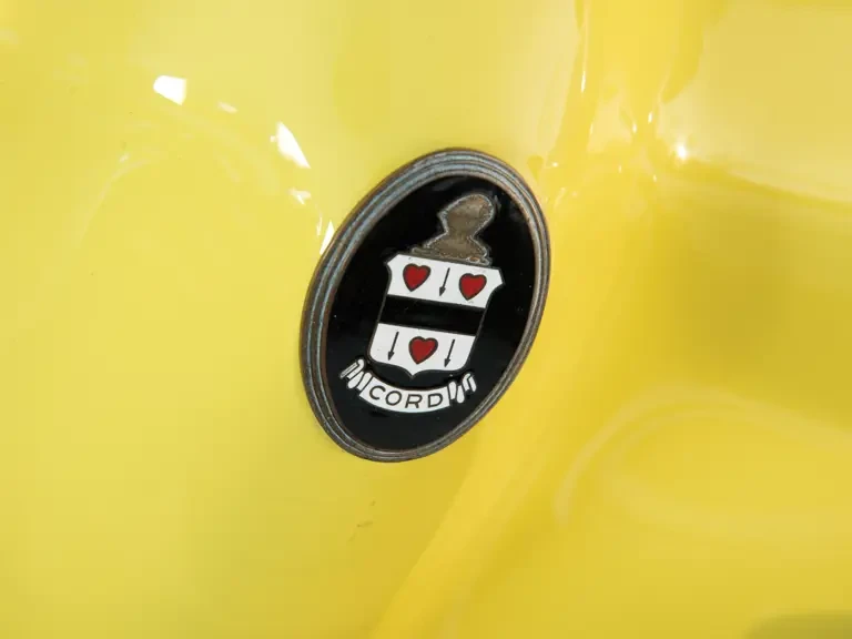 1937 Cord 810 & 812 - Image 8 of 22