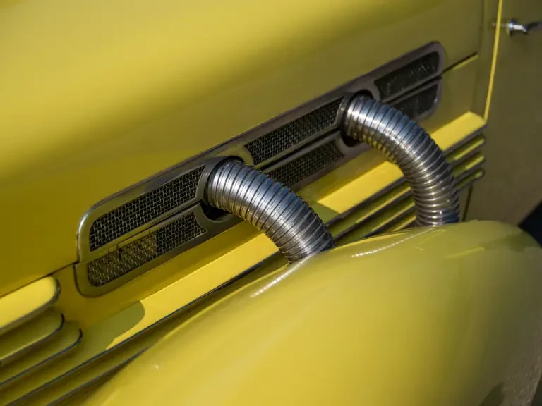 1937 Cord 810 & 812 - Image 15 of 31