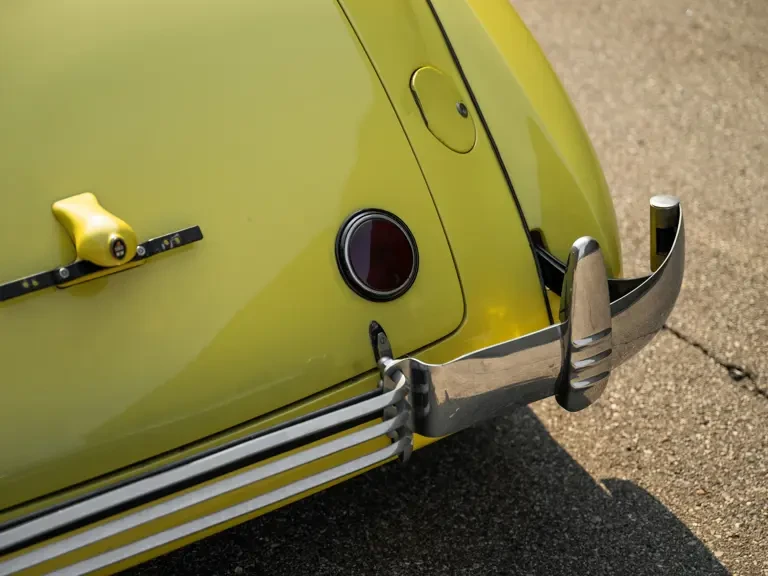 1937 Cord 810 & 812 - Image 22 of 31