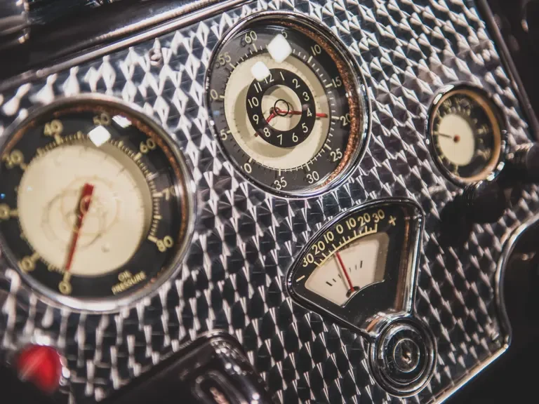 1937 Cord 810 & 812 - Image 30 of 31