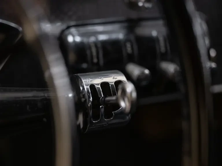 1937 Cord 810 & 812 - Image 29 of 31