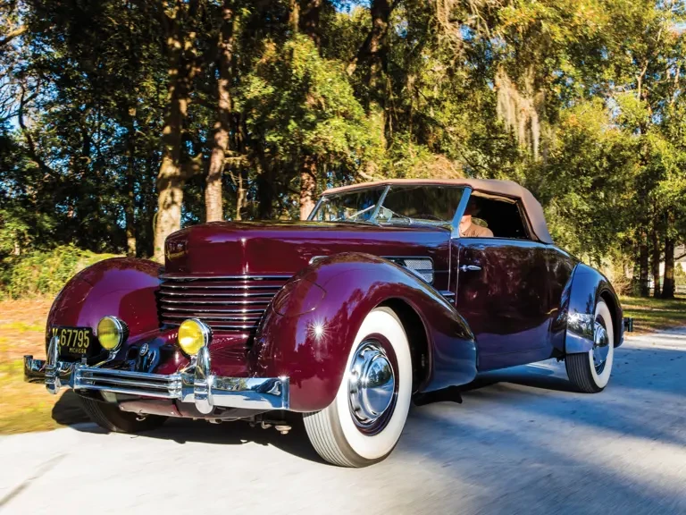 1937 Cord 810 & 812 - Image 19 of 31