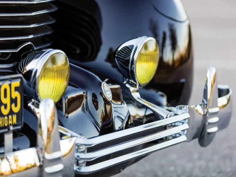 1937 Cord 810 & 812 - Image 16 of 31