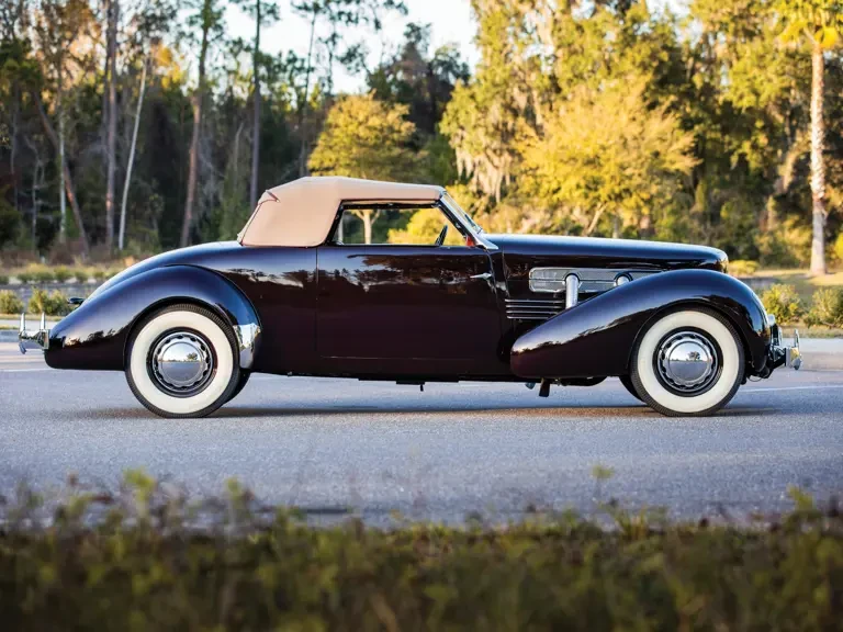 1937 Cord 810 & 812 - Image 6 of 31