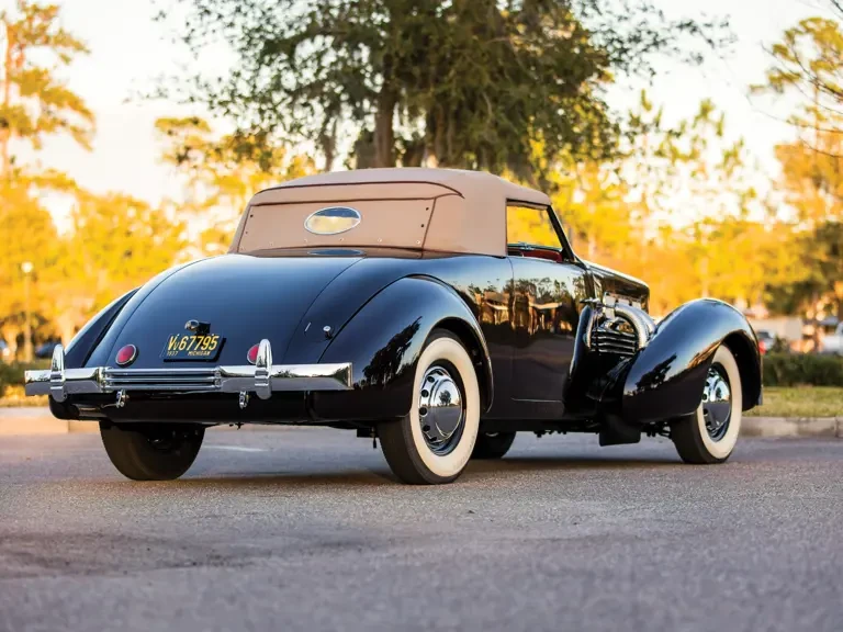 1937 Cord 810 & 812 - Image 3 of 31
