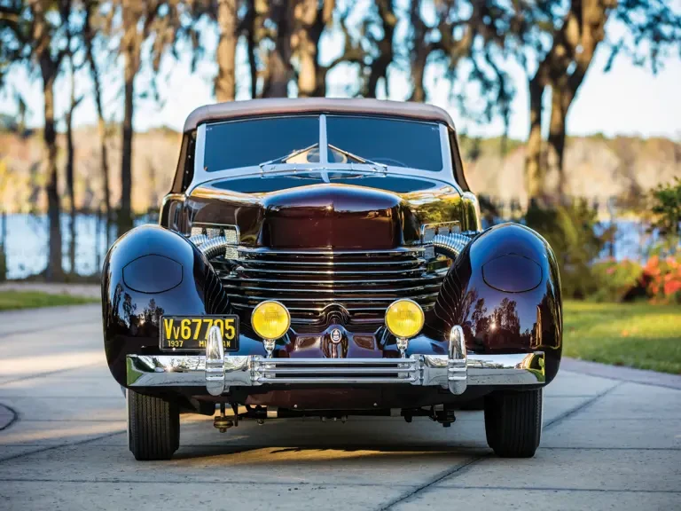 1937 Cord 810 & 812 - Image 8 of 31