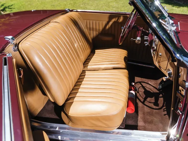 1937 Cord 810 & 812 - Image 18 of 31