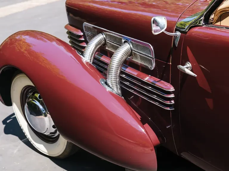 1937 Cord 810 & 812 - Image 8 of 31