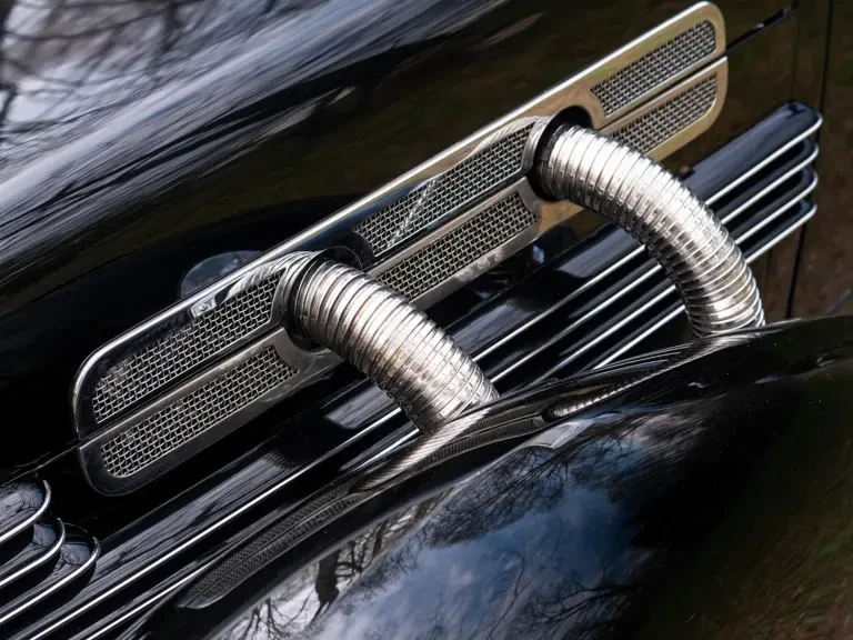 1937 Cord 810 & 812 - Image 14 of 31
