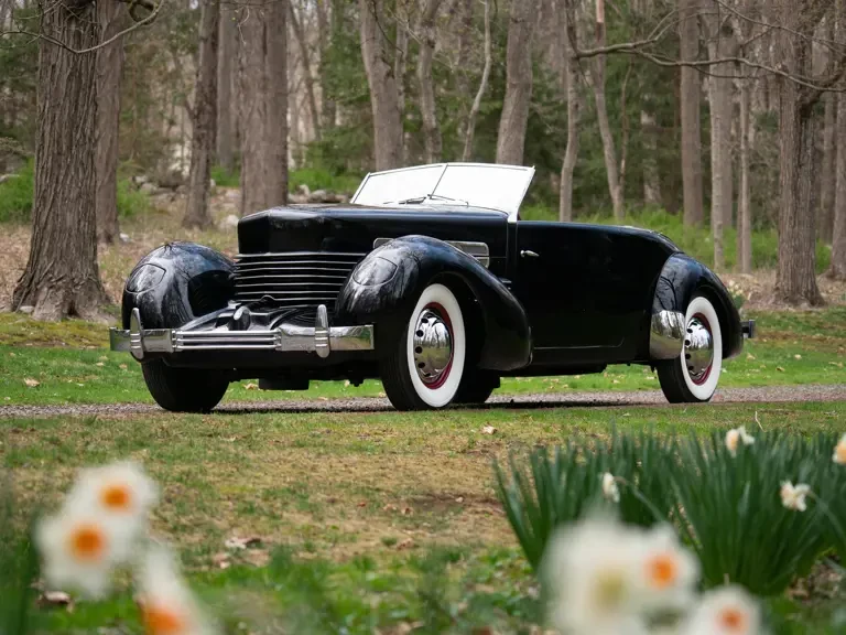 1937 Cord 810 & 812 - Image 12 of 31