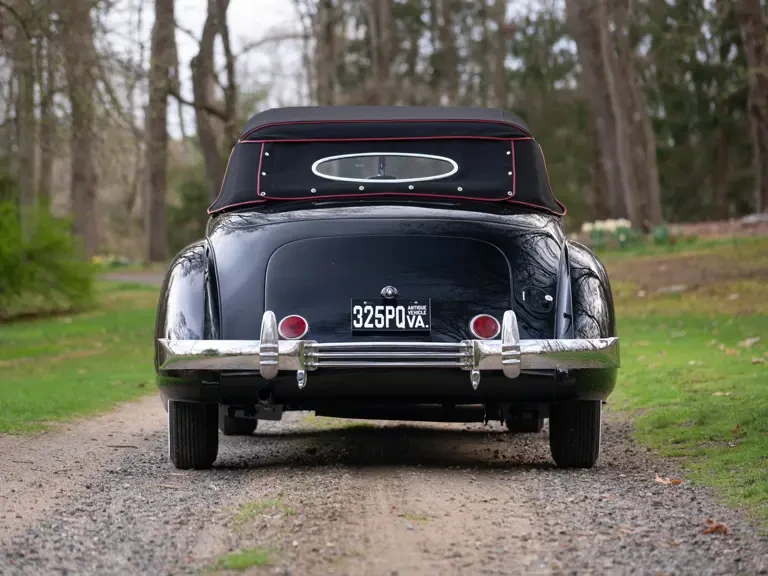 1937 Cord 810 & 812 - Image 9 of 31