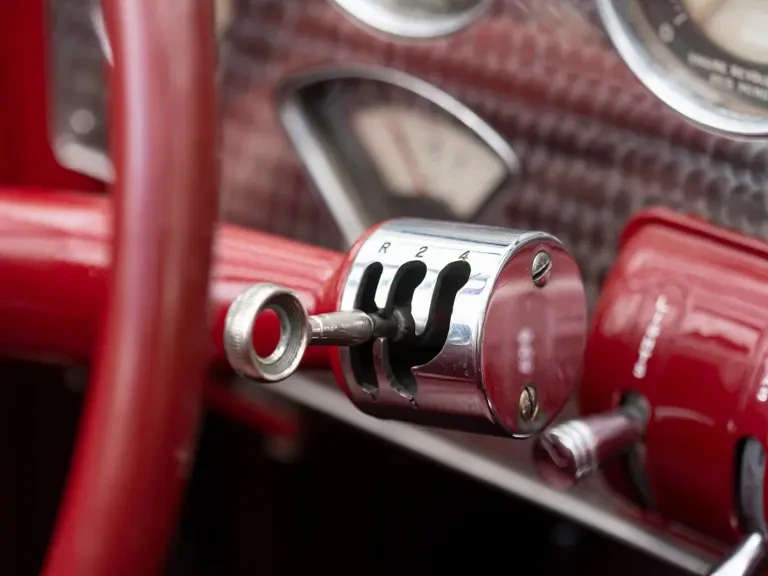 1937 Cord 810 & 812 - Image 25 of 31