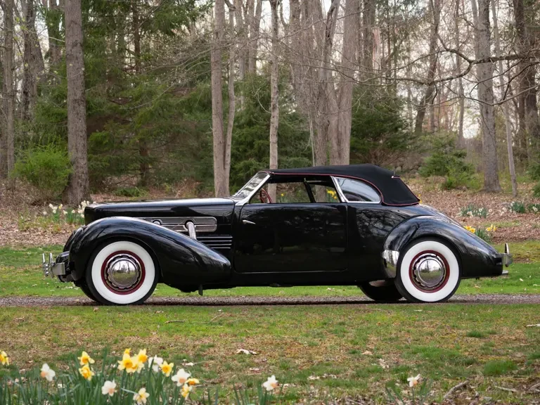 1937 Cord 810 & 812 - Image 6 of 31