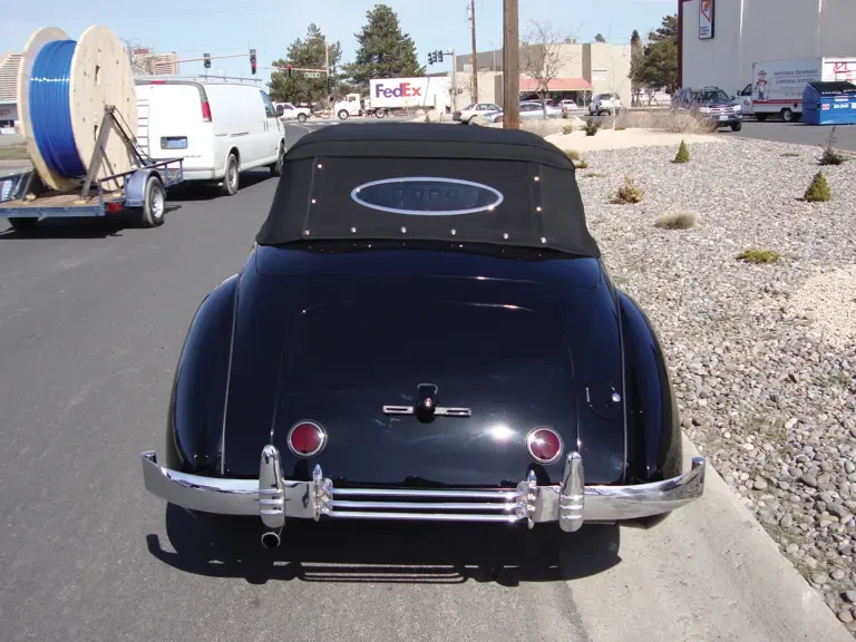 1937 Cord 810 & 812 - Image 7 of 10