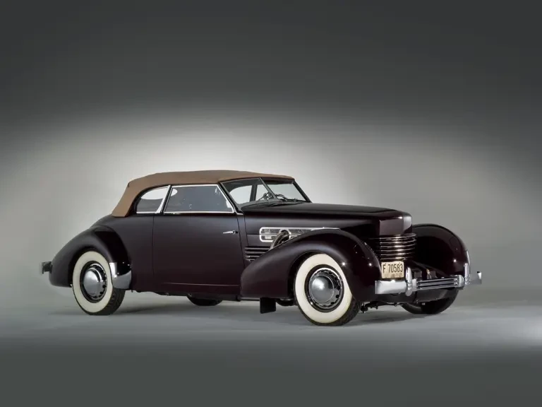 1937 Cord 810 & 812 - Image 2 of 2