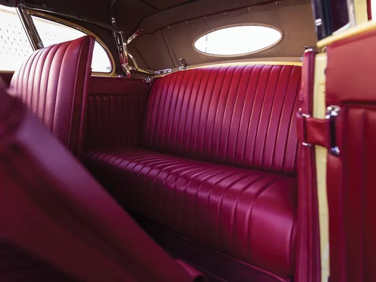 1937 Cord 810 & 812 - Image 16 of 31