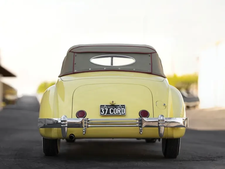 1937 Cord 810 & 812 - Image 11 of 31