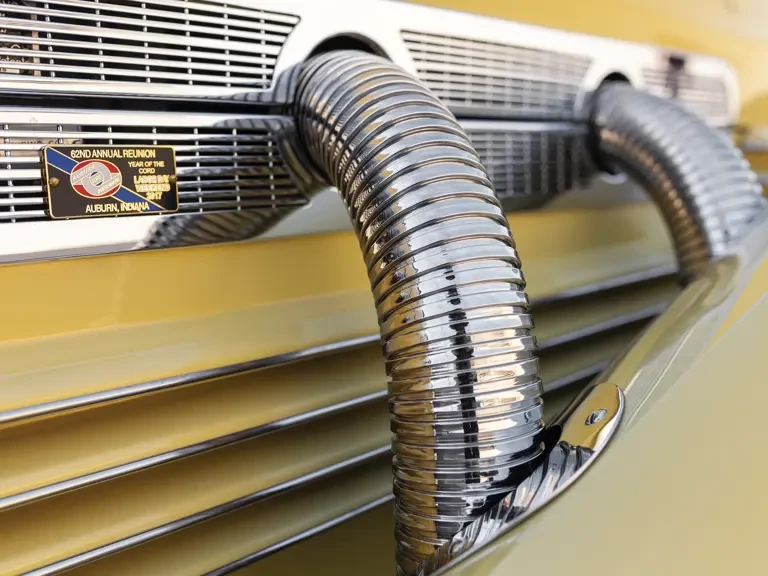 1937 Cord 810 & 812 - Image 8 of 31