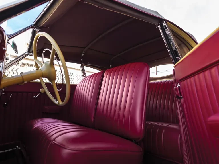 1937 Cord 810 & 812 - Image 17 of 31