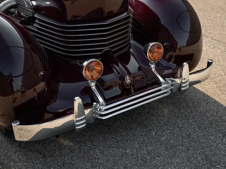 1937 Cord 810 & 812 - Image 10 of 31