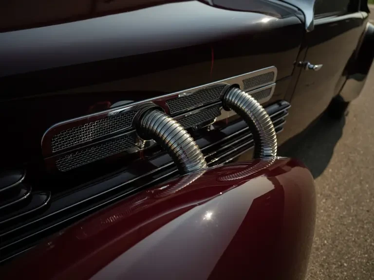 1937 Cord 810 & 812 - Image 15 of 31