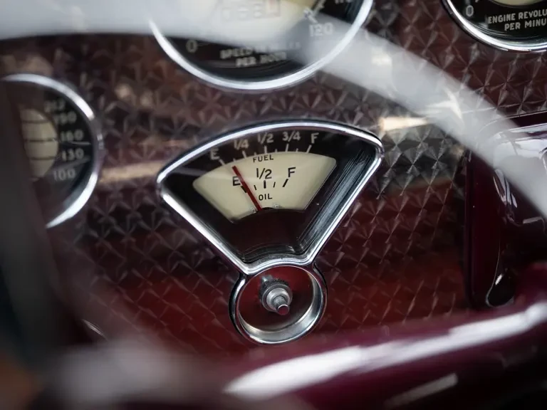 1937 Cord 810 & 812 - Image 25 of 31