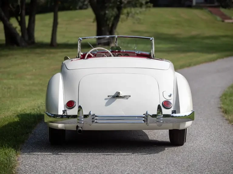 1937 Cord 810 & 812 - Image 9 of 31