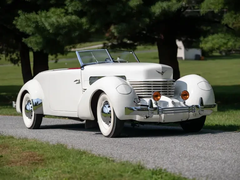 1937 Cord 810 & 812 - Image 25 of 31