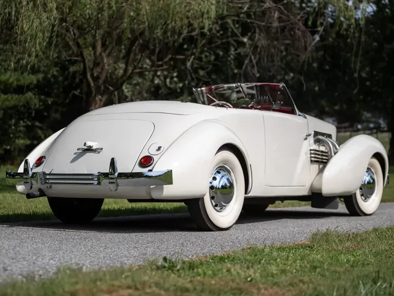 1937 Cord 810 & 812 - Image 3 of 31