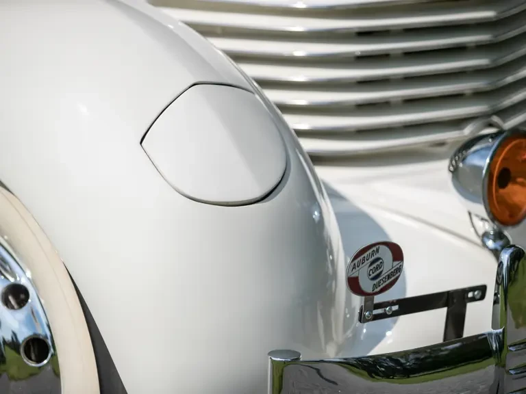 1937 Cord 810 & 812 - Image 30 of 31