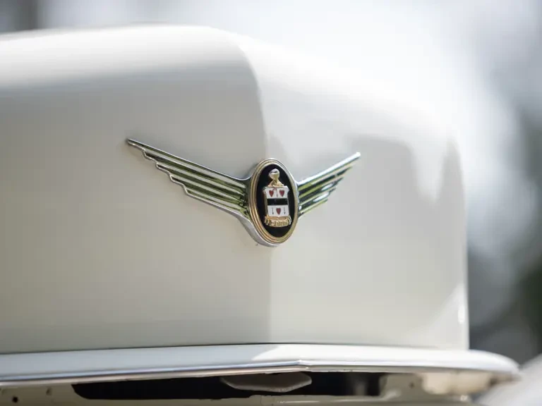 1937 Cord 810 & 812 - Image 7 of 31