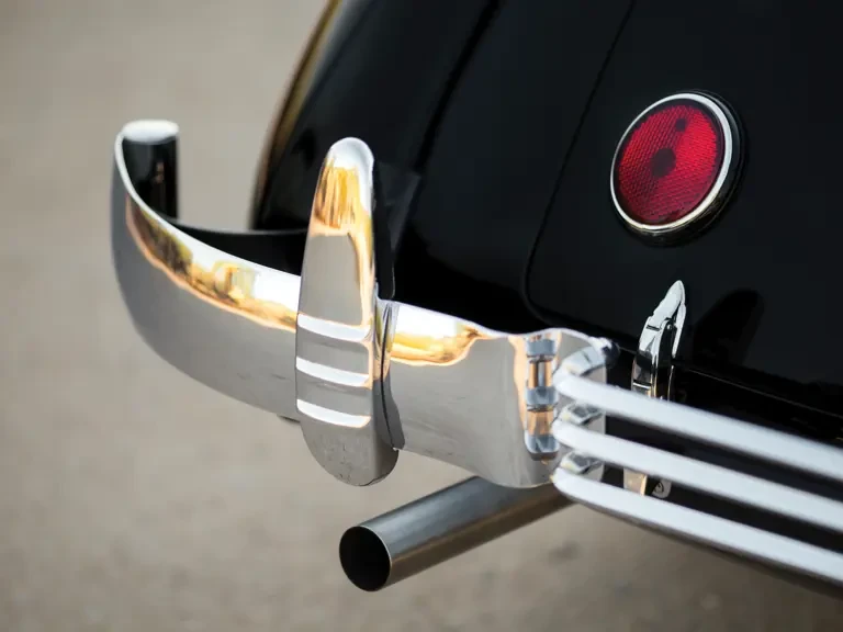 1937 Cord 810 & 812 - Image 27 of 31