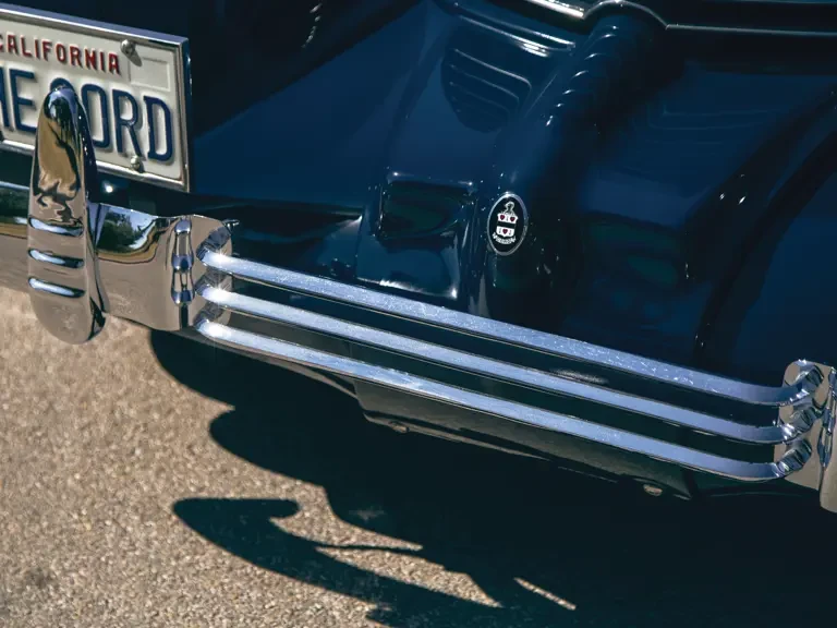 1937 Cord 810 & 812 - Image 7 of 27