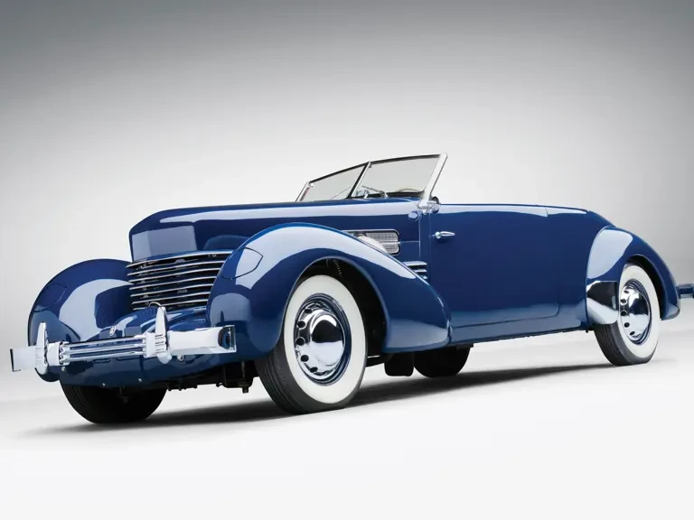 1937 Cord 810 & 812 - Image 14 of 15