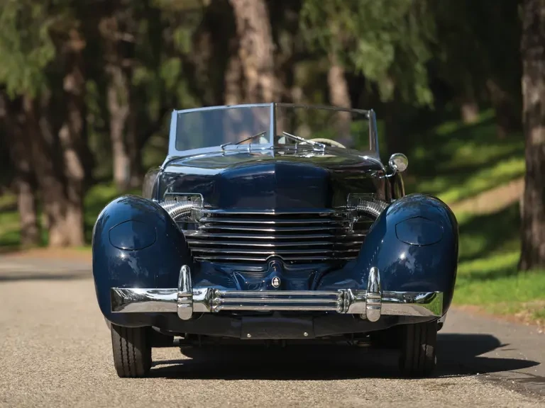 1937 Cord 810 & 812 - Image 9 of 26