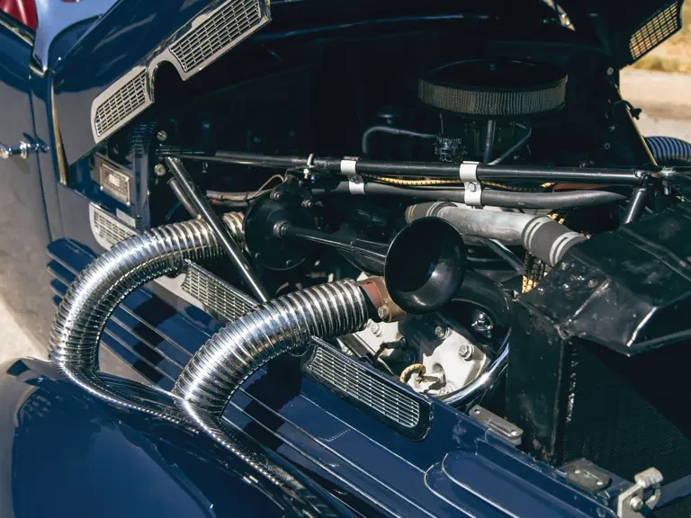 1937 Cord 810 & 812 - Image 21 of 27